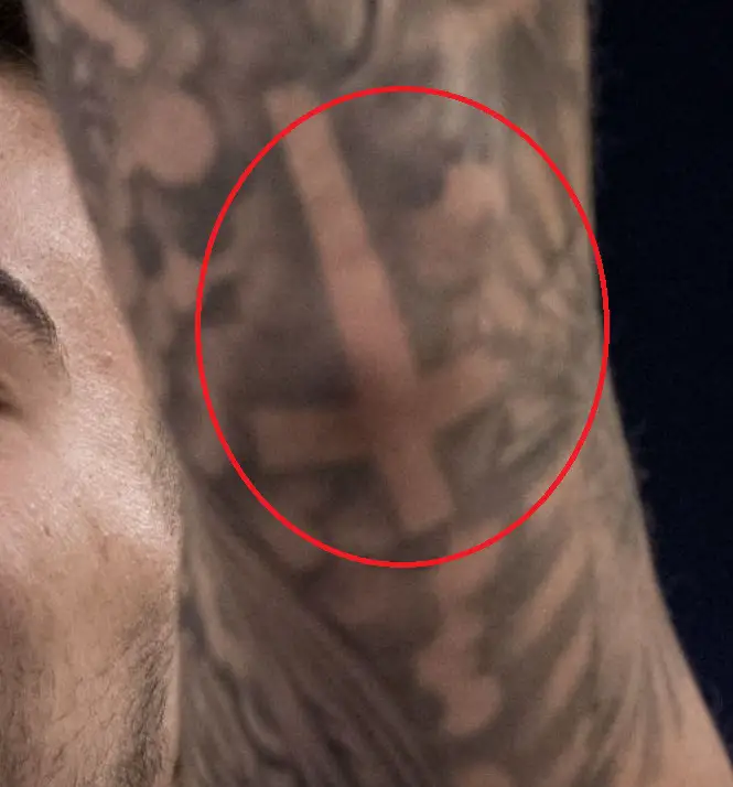 Tatuaje de la cruz de Willy