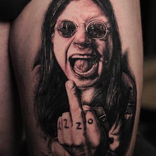 Ozzy Osbourne Tattoo por Paul Tougas @PaulTougas #PaulTougas #PaulTougasTattoo #Black #Blacktattoo #Canada #OzzyOsbourne #TheOsbournes