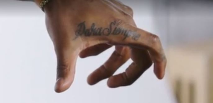 Tatuaje de la mano de Jarvis