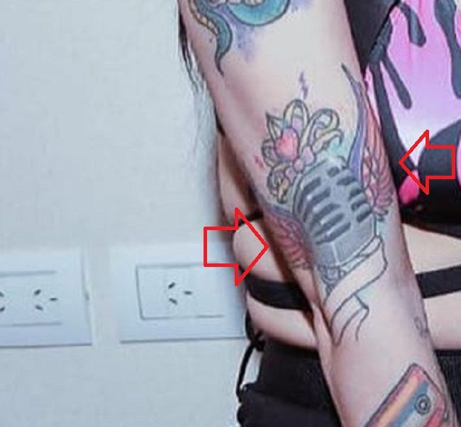 mano derecha cazzu rapero-tatuaje