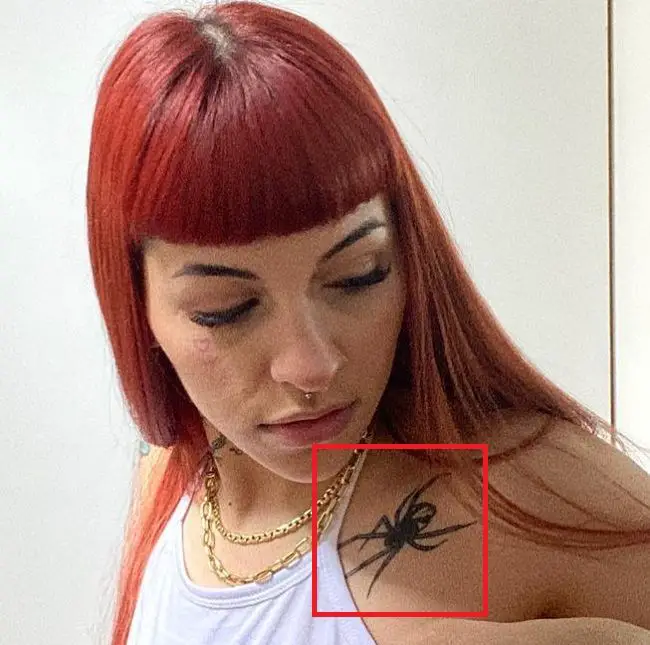 tatuaje de araña cazzu-tattoo