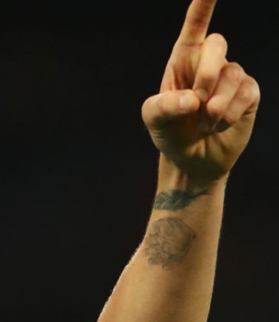 6 tatuajes de John Stones y su significado Tatuajes 360