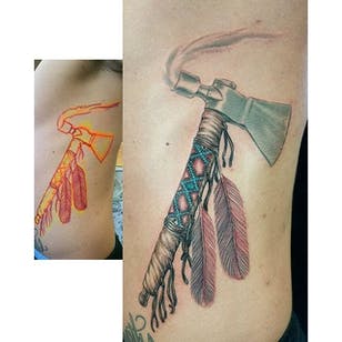 Peace Pipe Tattoo por @iwilltattoo #peacepipe #pipe #smoke #axe #NativeAmericaTattoo #traditional