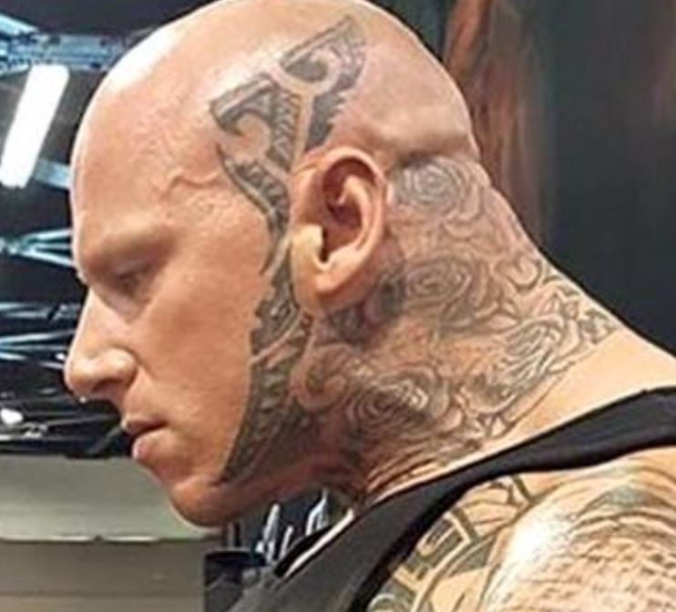 Tatuaje de la cabeza de Martyn