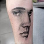 Impresionantes tatuajes negros y grises de Joe Metrix
