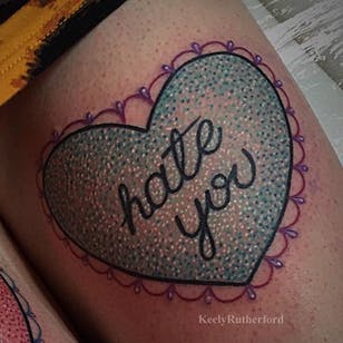 Diseño de tatuaje de corazón #Corazón #HeartTattoos #Kawaii #CuteTattoos #KeelyRutherford