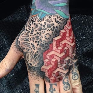 Tatuaje de Cory Ferguson #geometric #dotwork #blackwork #redink #CoryFerguson