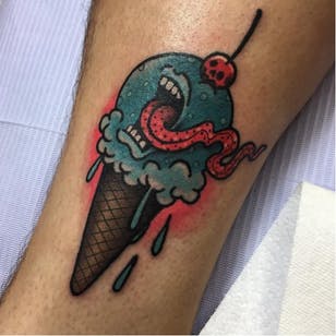 Un helado SCREAM (¿entiendes?) Tatuaje de Christina Hock #ChristinaHock #skull #icecream #icecreamcone #cherry #screaming