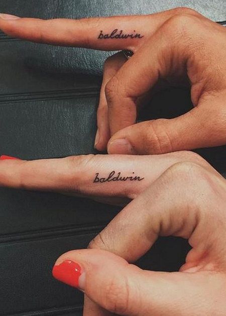 Hailey Baldwin- Tattoo tatuajes