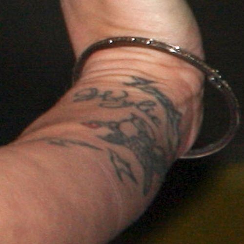 lena-embriagador-wylie-tatuaje-brazo