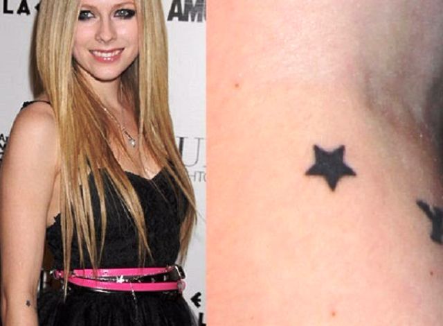 Avril Lavigne protagoniza un tatuaje en su antebrazo