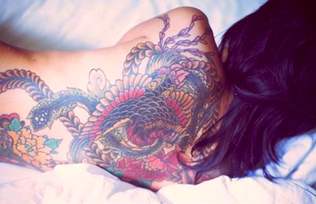 Tatuaje japonés con motivo de dragón