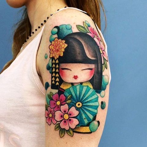 Tatuaje chino para muñeca Kokeshi