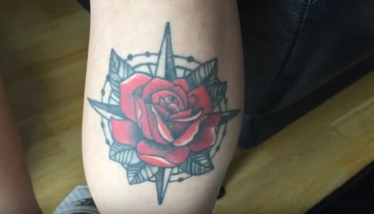 tatuaje rosa roja-jessica-quintino