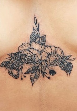 Andrea-Russett-Flower-Chest-Tattoo