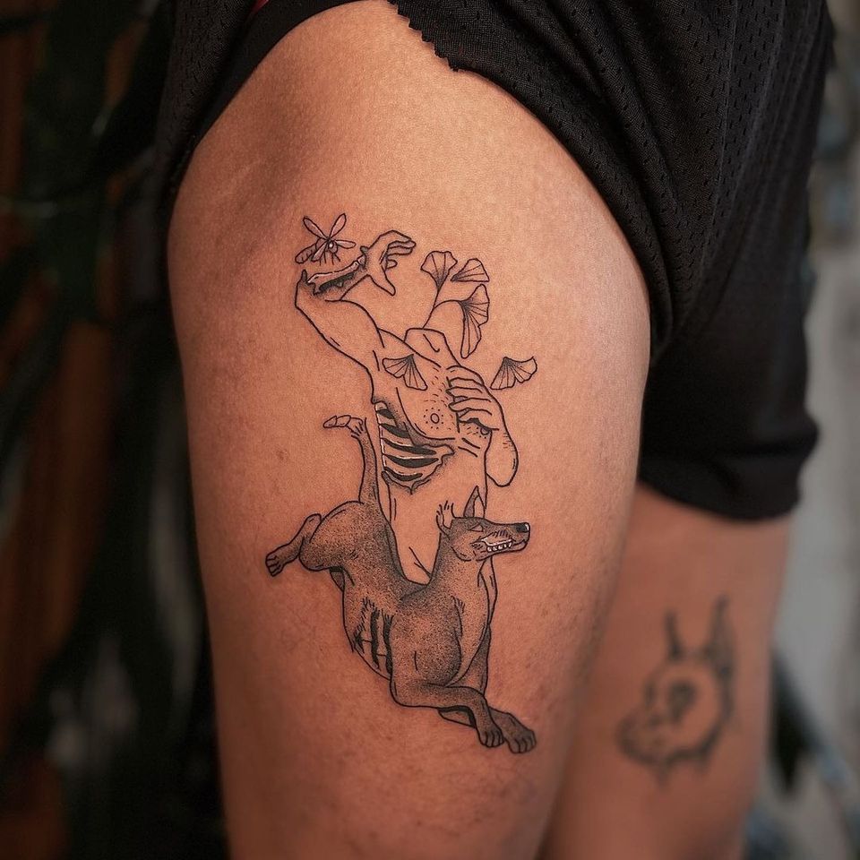 Tatuaje ilustrativo de Nicolas Trotman alias Nick Trotman #NicolasTrotman #NickTrotman #ilustrativo #gris negro #naturaleza #planta # sin cabeza # sin cabeza #retrato #flor #flores #zombie #dog #queertattooer #lgbtqia #bipoc #qttr #lgoc #qt