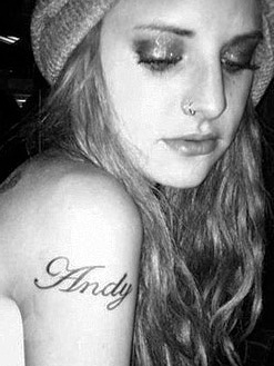 tatuaje juliet simms andy