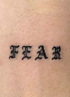 tatuaje de miedo maggie lindemann