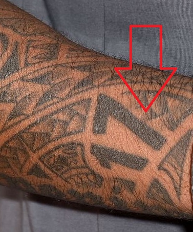 Jerome Boateng Diseños de tatuajes intrincados en ambos brazos