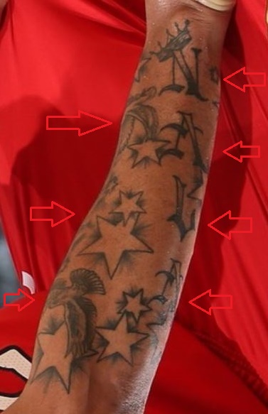 Anthony Davis interpreta un tatuaje llamado Dove
