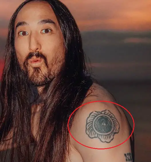 Steve Aoki  Desiigner Get Matching Mic Drop Tattoos WATCH  Your EDM