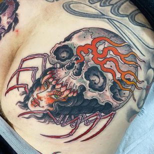 Tatuaje de Beau Brady #BeauBrady #traditional #Japanese # Japanese-inspired # skull #fire #spider #ladyhead #lady #jorogumu 