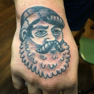 Tatuaje leñador por brandino1977 # brandino1977 #lumberjacktattoo #lumberjack #hand #portrait