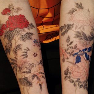 Oriental Flower Tattoo by Moon Cheon #MoonCheon #flower #Asian #illustrative #rose #pion # Clove #leaves #naturaleza #planta