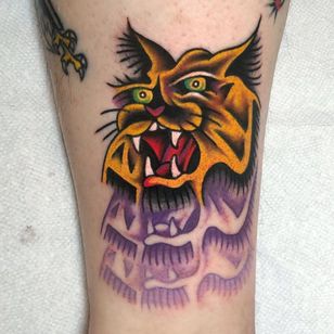 Tatuaje de tigre por Mike Elmo aka dadstabs #MikeElmo #dadstabs #tiger #cat #stenciltattoo #surreal