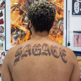 Sagace - tatuaje de apellido por Mike End #MikeEnd #letter #name #backtattoo #letters #font 