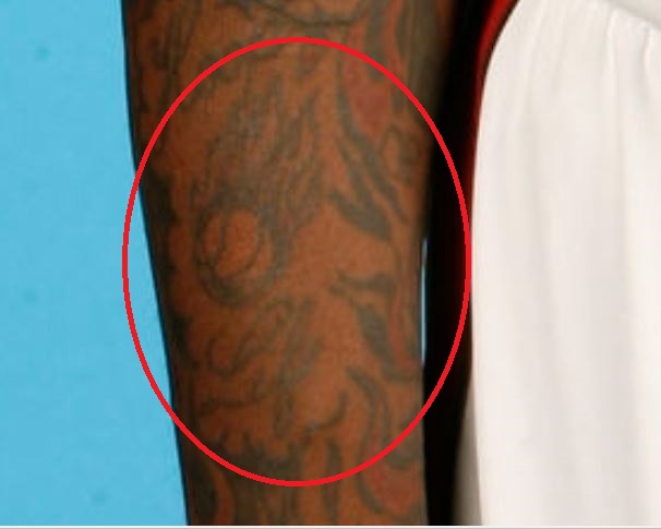 Tatuaje de baloncesto ardiente de Eddy