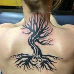 125 tatuajes de árboles en la espalda y las muñecas con significado